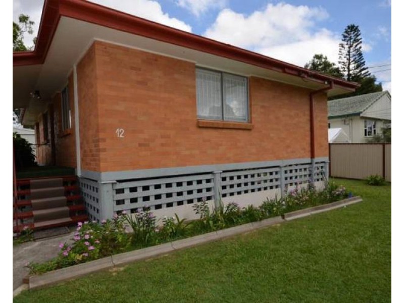 12 Cleopatra Street, Kingston QLD 4114