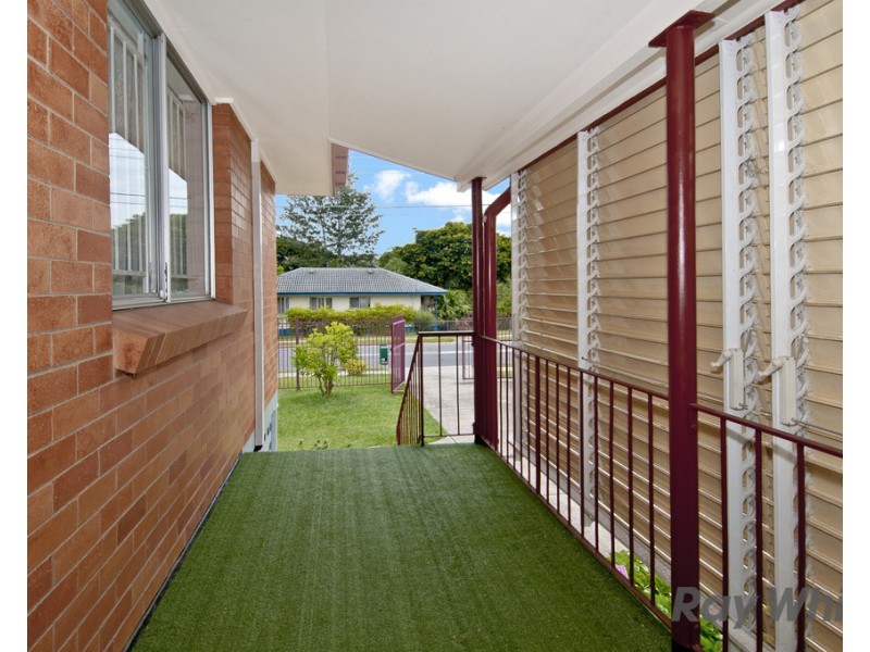 12 Cleopatra Street, Kingston QLD 4114