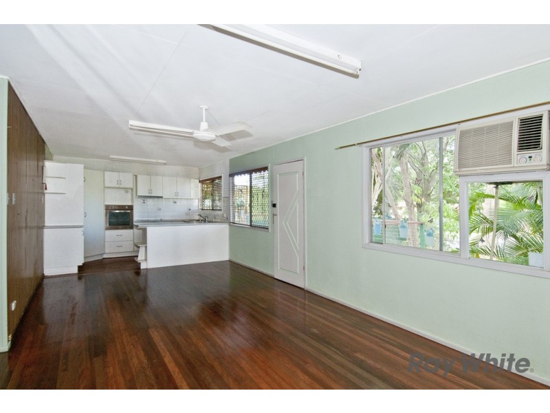 7 Horton Street, Kingston QLD 4114