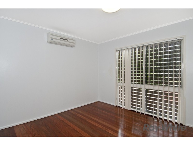 72 Mayes Avenue, Kingston QLD 4114
