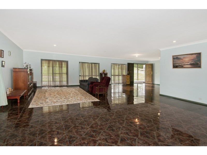 36 Wirraburra Dr, Greenbank QLD 4124
