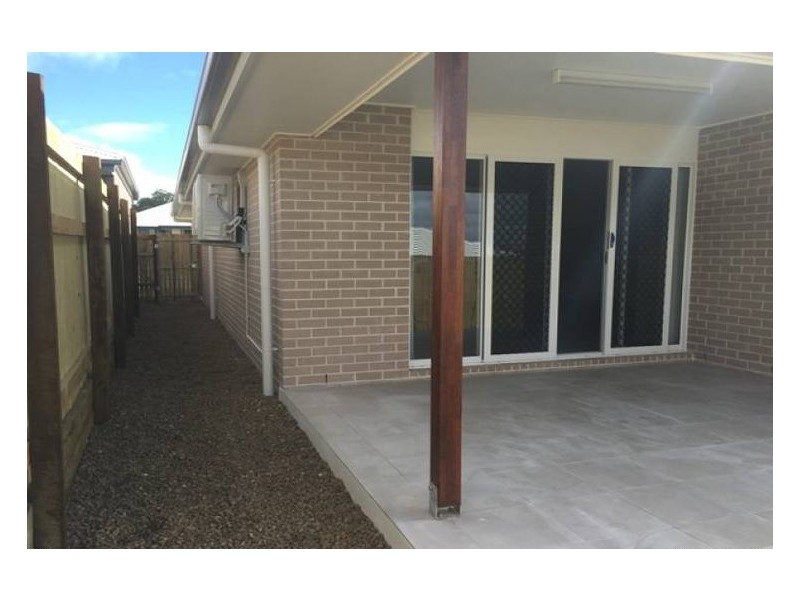 8 Sunstone Court, Logan Reserve QLD 4133