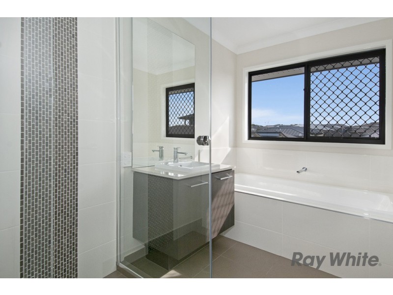 41 Combs Street, Yarrabilba QLD 4207