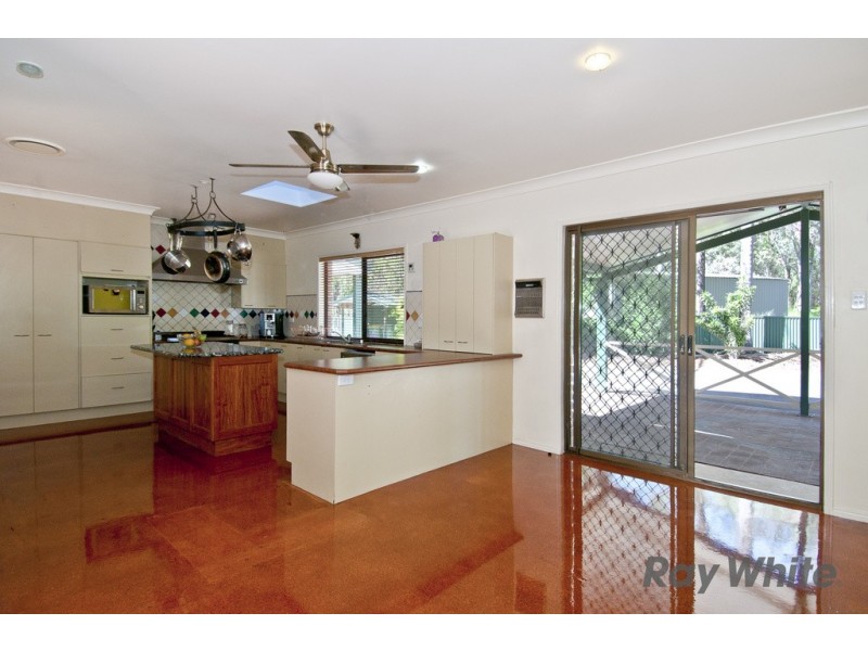 54 Jacaranda Ave, Boronia Heights QLD 4124