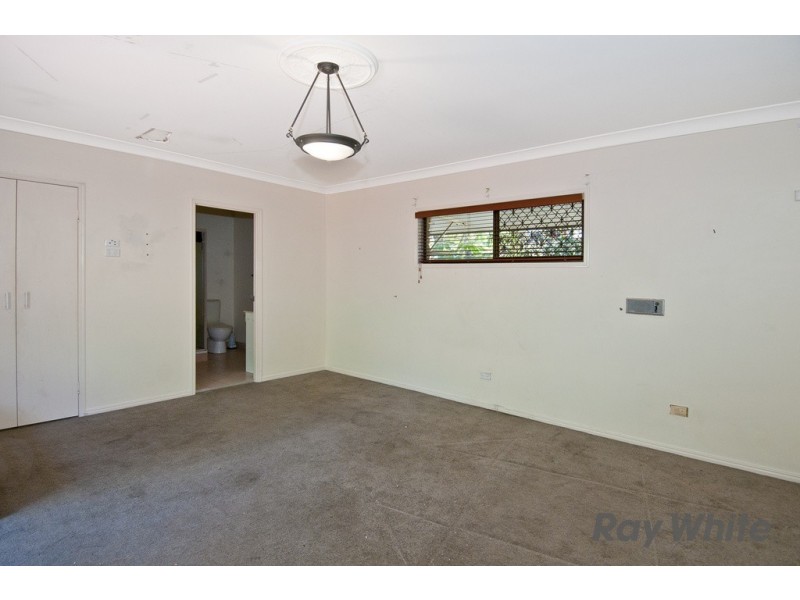 54 Jacaranda Ave, Boronia Heights QLD 4124