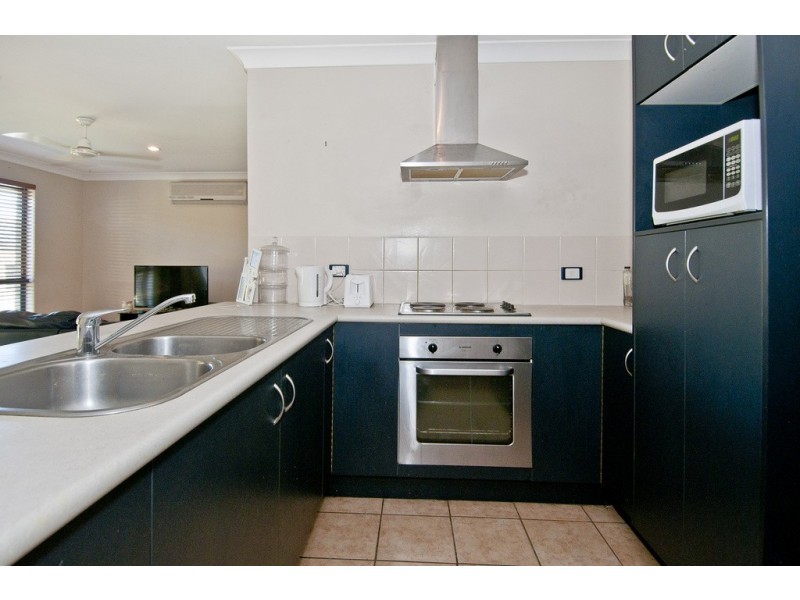 4 Lake Cootharaba Pl, Logan Reserve QLD 4133