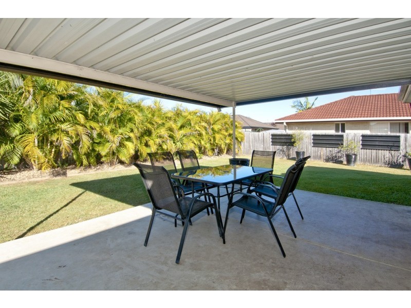 4 Lake Cootharaba Pl, Logan Reserve QLD 4133