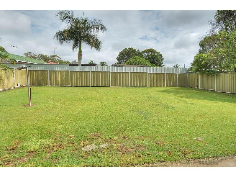 19 Augusta Street, Crestmead QLD 4132