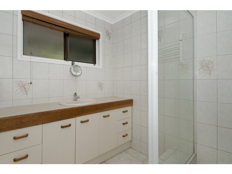 43 Katrina Cres, Waterford West QLD 4133