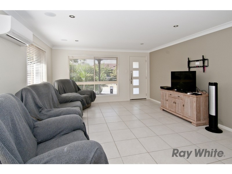 47 Gordonia Dr, Regents Park QLD 4118