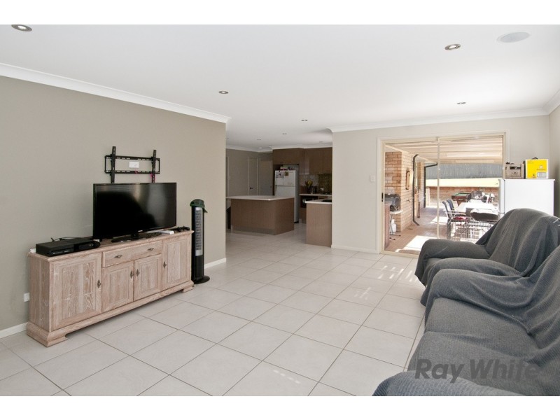 47 Gordonia Dr, Regents Park QLD 4118