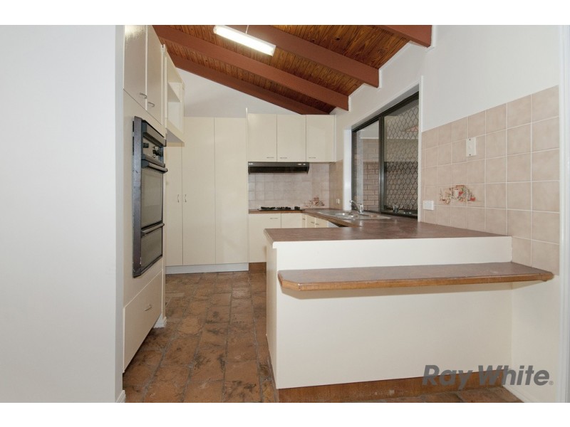 9AandB Spruce Street, Loganlea QLD 4131
