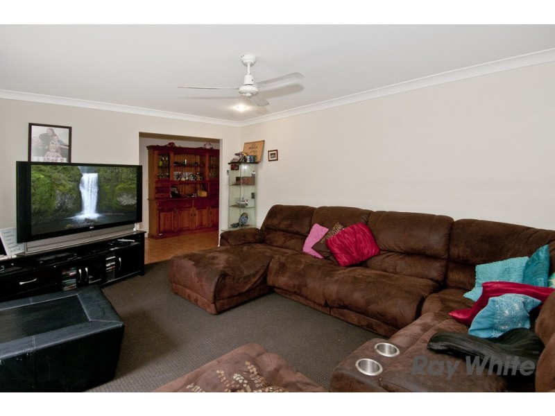 7 Barber Ct, Waterford QLD 4133