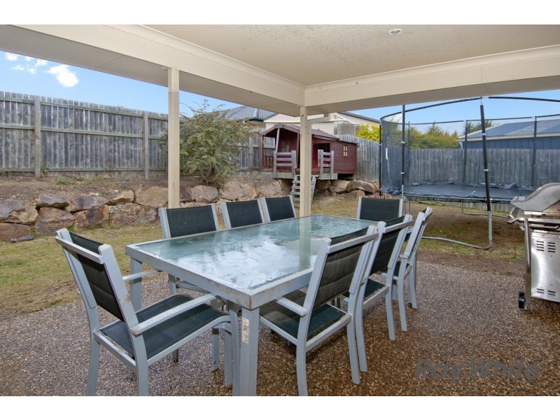 7 Barber Ct, Waterford QLD 4133