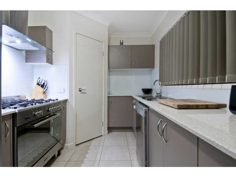 9 Conimbla Crescent, Waterford QLD 4133