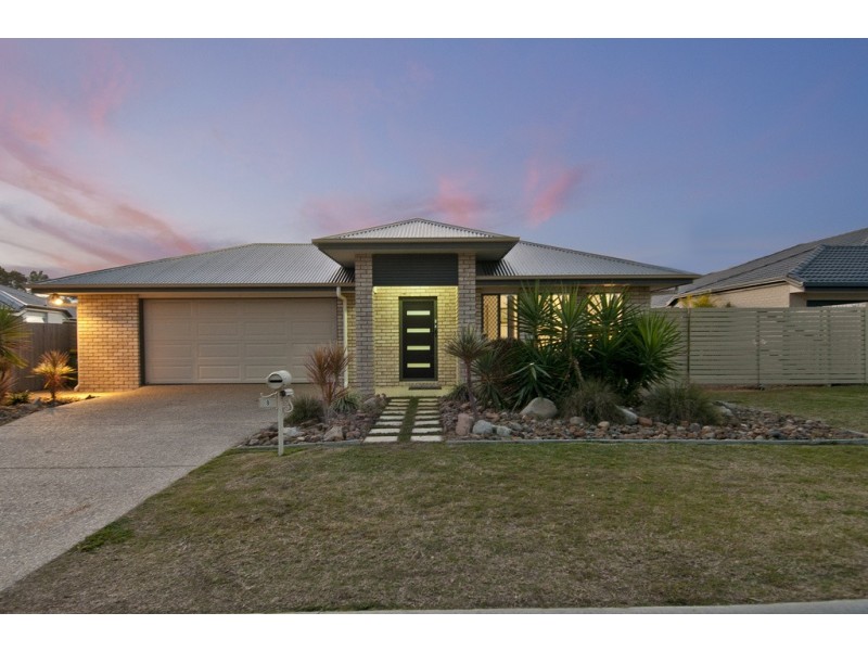 9 Conimbla Crescent, Waterford QLD 4133