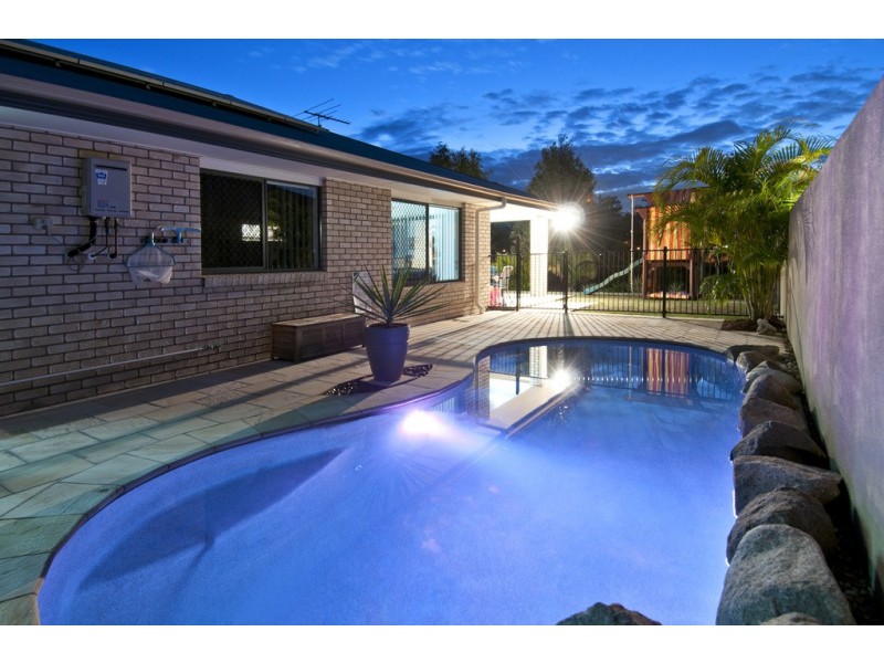 9 Conimbla Crescent, Waterford QLD 4133