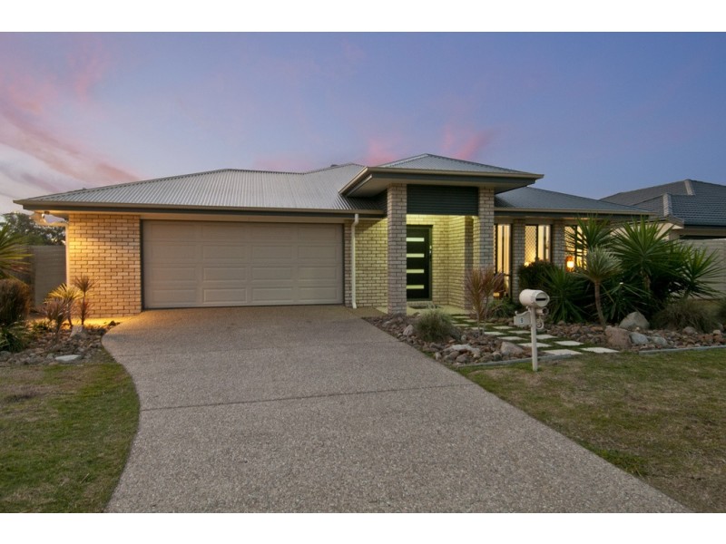 9 Conimbla Crescent, Waterford QLD 4133