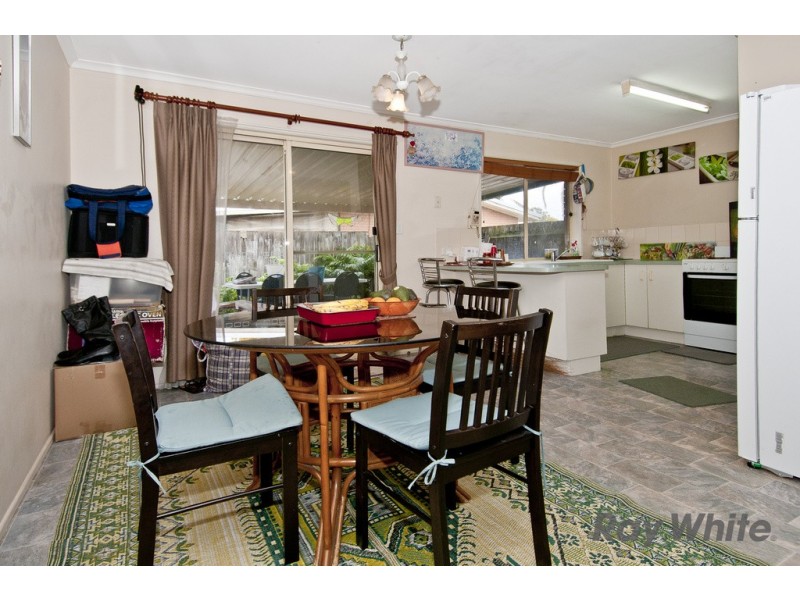 3 Carlton Cl, Bethania QLD 4205