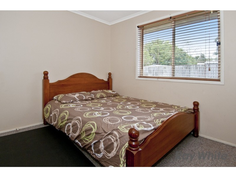 3 Carlton Cl, Bethania QLD 4205