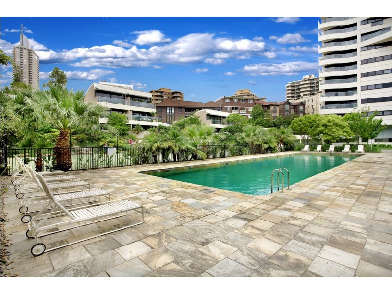 4202/184 Forbes Street, Darlinghurst NSW 2010
