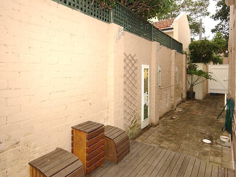 9 Harkness Street, Woollahra NSW 2025