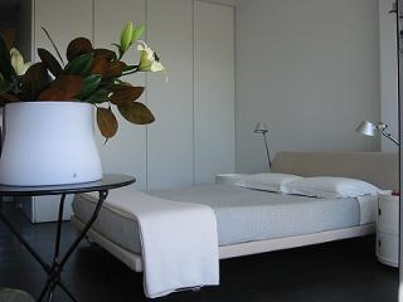 12 Ithaca Road, Elizabeth Bay NSW 2011