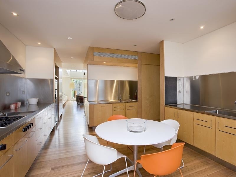 42 Wallis Street (between Moncur and Ocean Streets), Woollahra NSW 2025