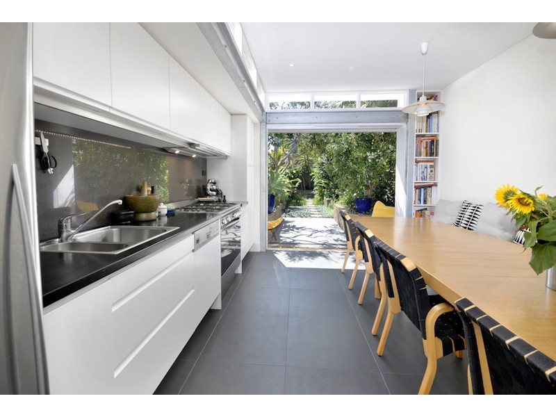 102 Mill Hill Road, Bondi Junction NSW 2022