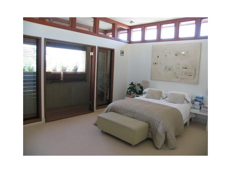 8 Moncur Street, Woollahra NSW 2025