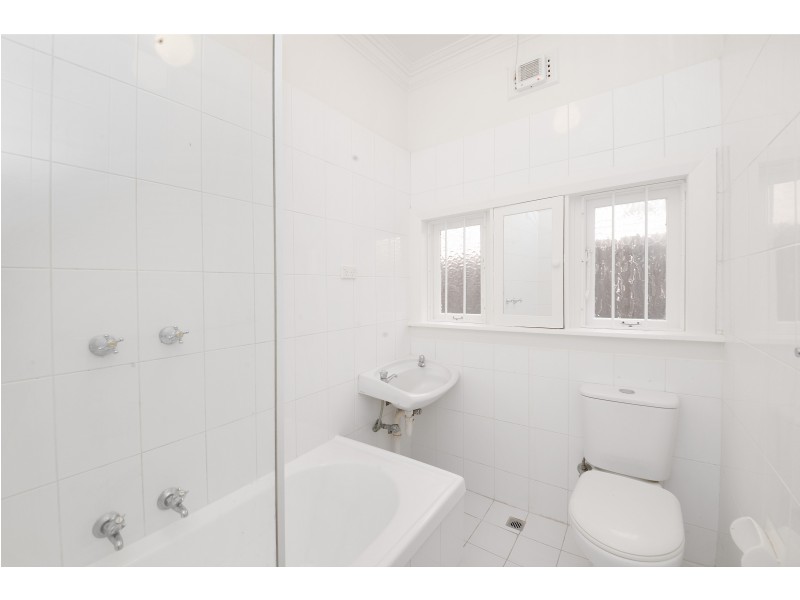 2/58 Ramsgate Avenue, Bondi Beach NSW 2026