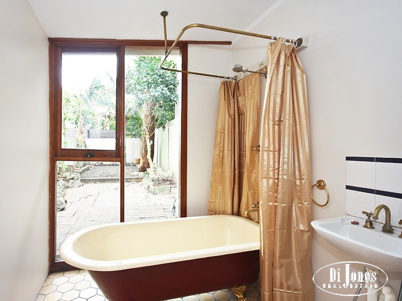 43 Mill Hill Road, Bondi Junction NSW 2022