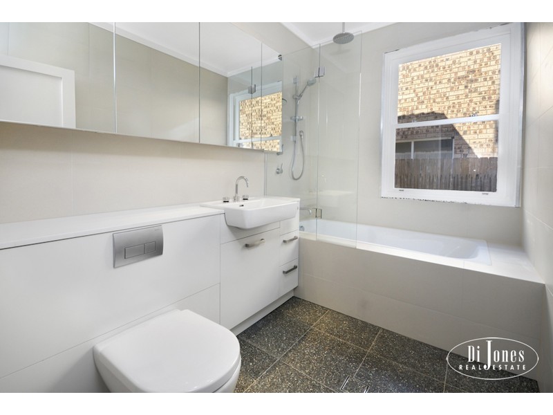 13 Illawong Avenue, Tamarama NSW 2026