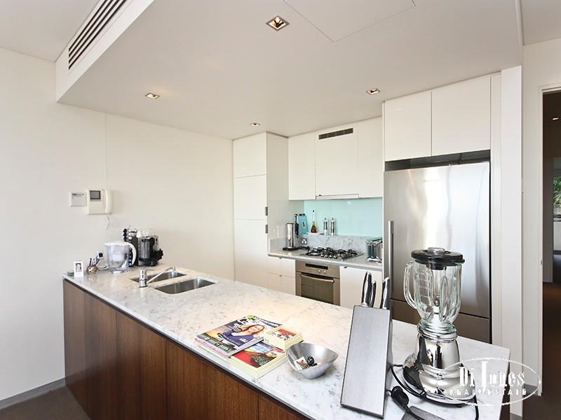 96 Beach Street, Coogee NSW 2034