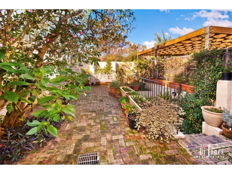 15 Oatley Road, Paddington NSW 2021