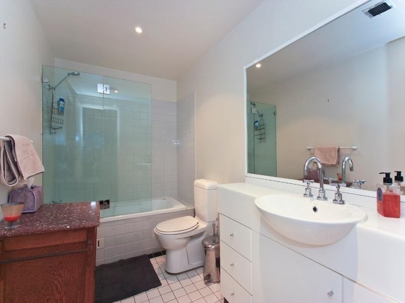 30/67 Cowper Wharf Road, Woolloomooloo NSW 2011