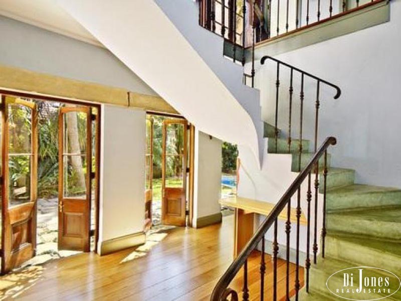 9a Wonderland Avenue, Tamarama NSW 2026