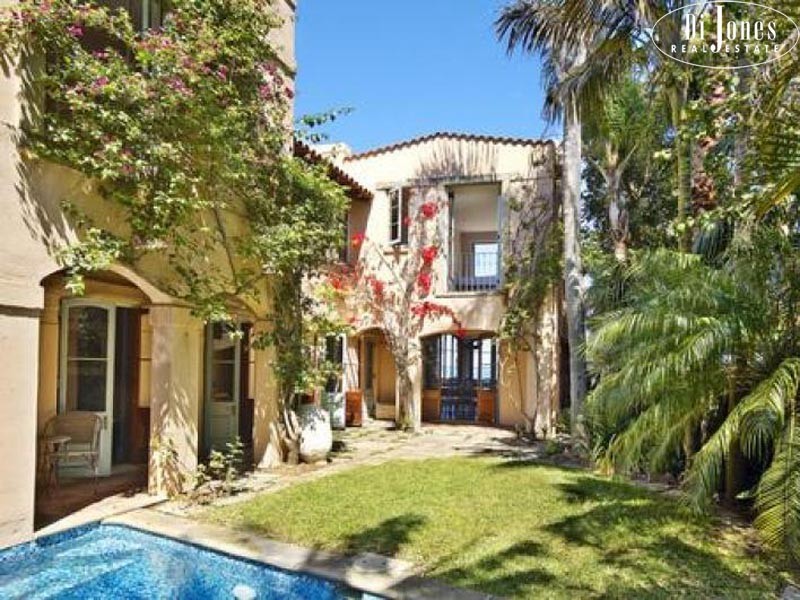 9a Wonderland Ave, Tamarama NSW 2026