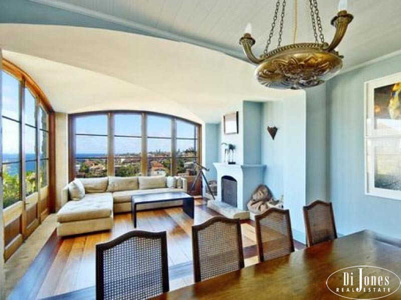 9a Wonderland Ave, Tamarama NSW 2026