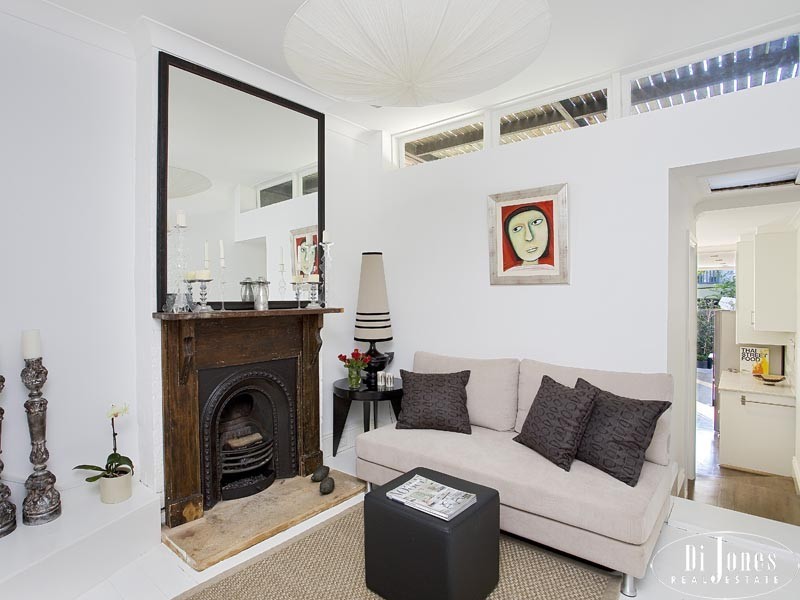 14 Victoria Place (off Underwood St), Paddington NSW 2021