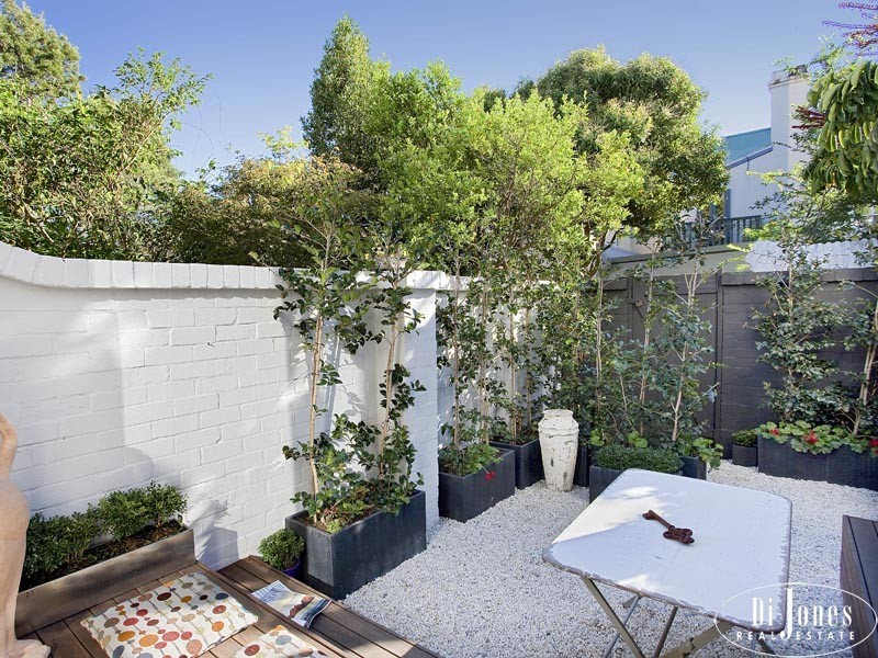 14 Victoria Place (off Underwood St), Paddington NSW 2021