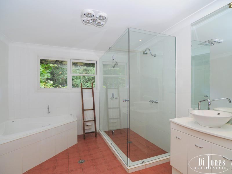 210 Foxground Road, Foxground NSW 2534