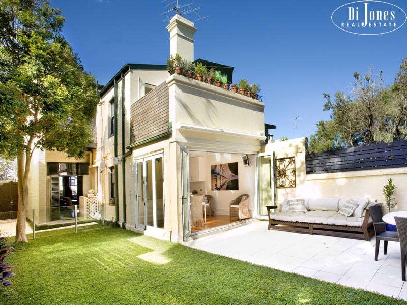 69 Ruthven Street, Bondi Junction NSW 2022
