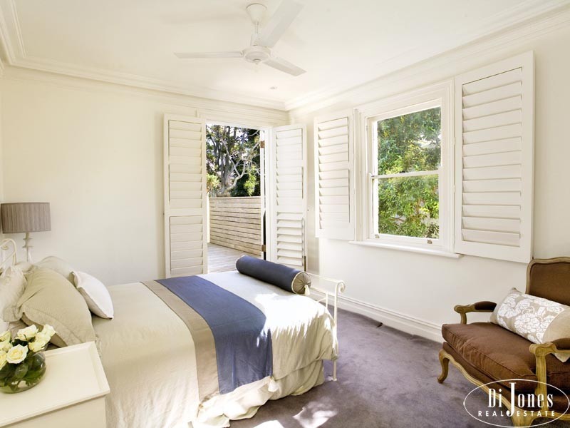 69 Ruthven Street, Bondi Junction NSW 2022