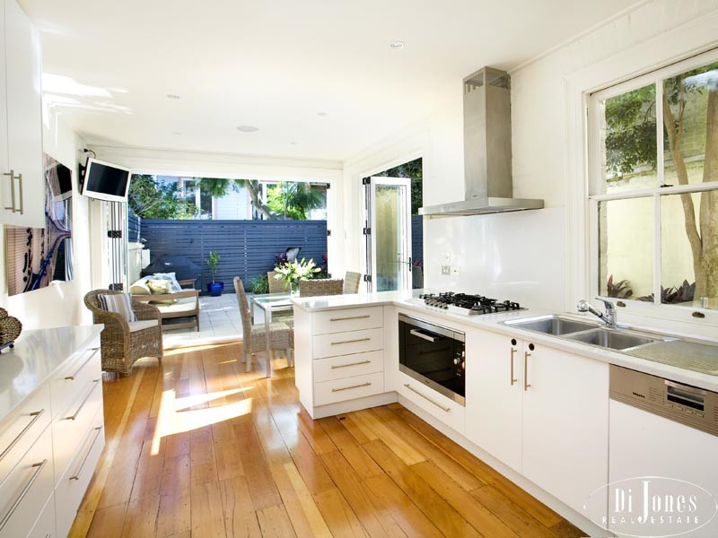 69 Ruthven Street, Bondi Junction NSW 2022