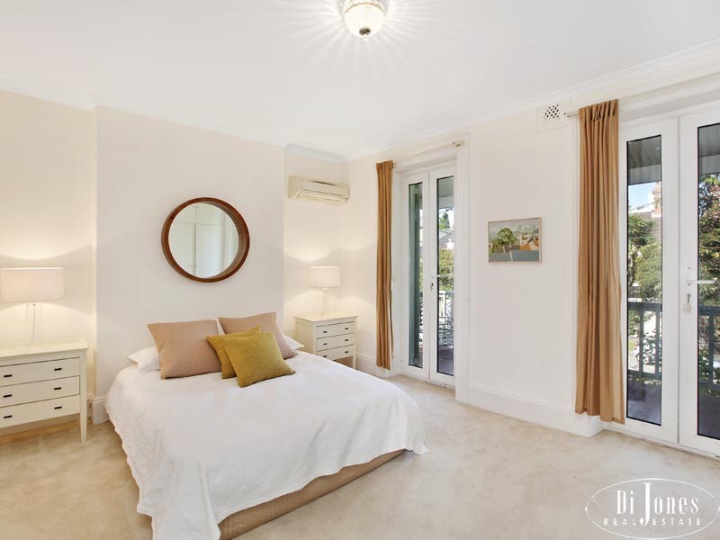 63 Edgecliff Road, Woollahra NSW 2025