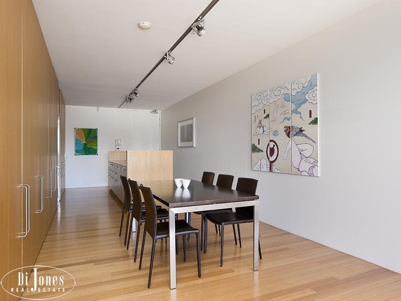5/2 Kings Lane (btwn Riley and Crown Sts) EAST SYDNEY, Darlinghurst NSW 2010