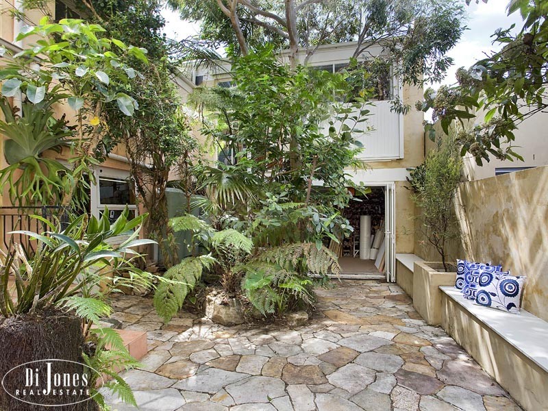 44 Mill Hill Road, Bondi Junction NSW 2022