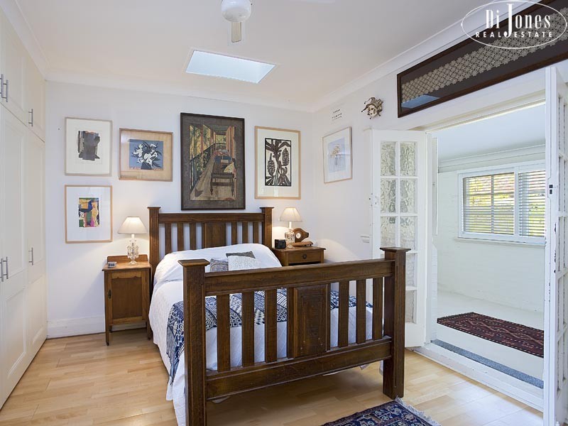 44 Mill Hill Road, Bondi Junction NSW 2022