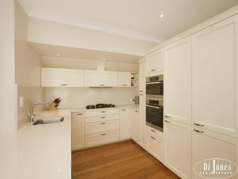 110 Edgecliff Road, Woollahra NSW 2025